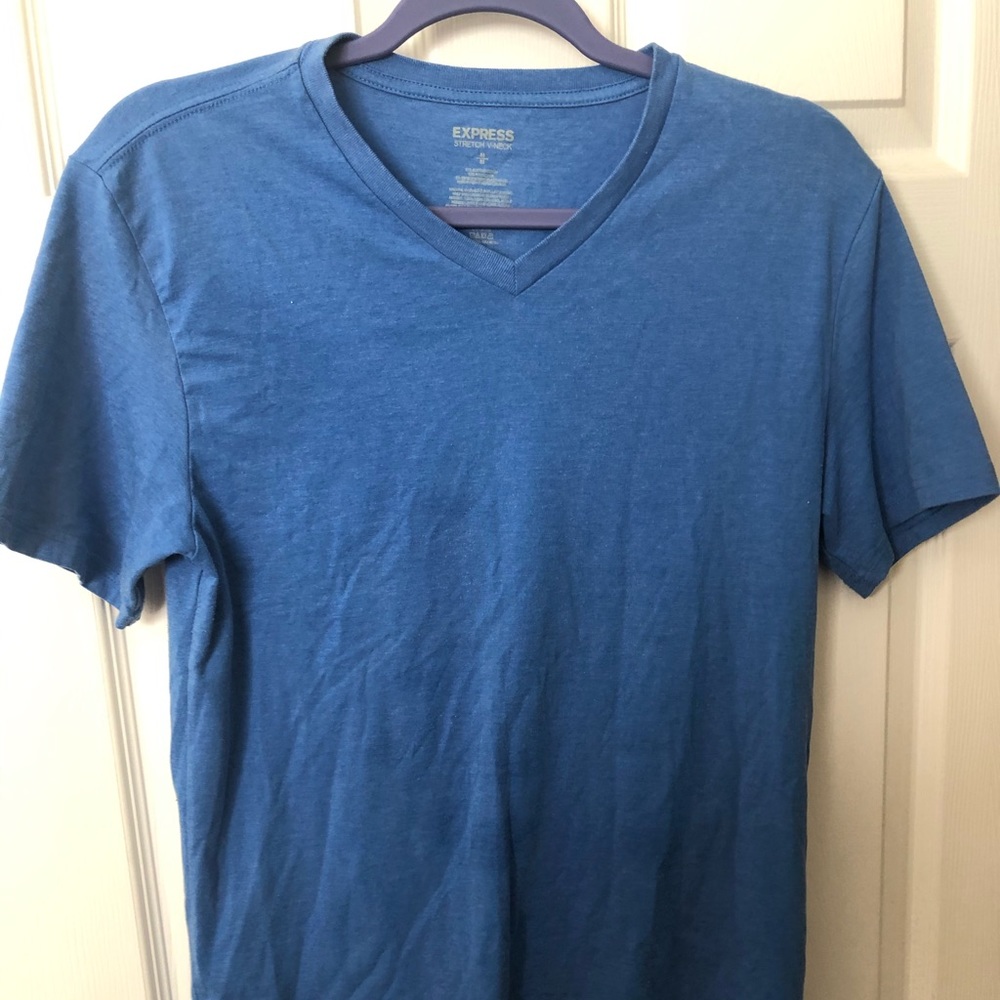 Express v neck